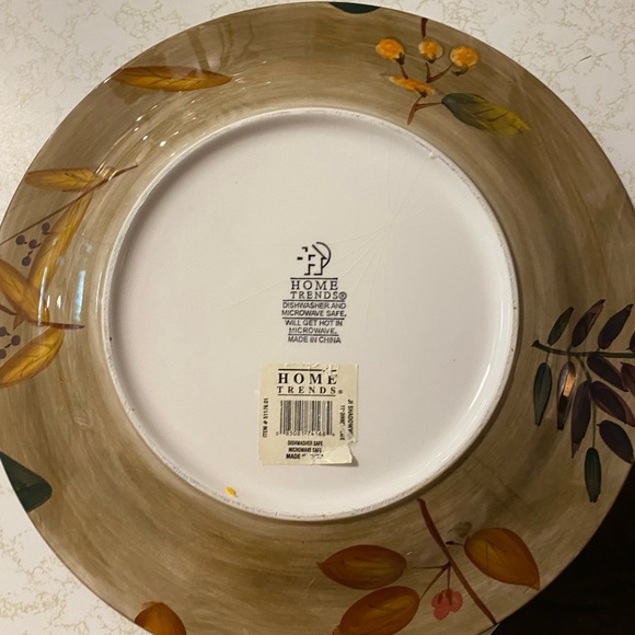 4  11 in.Dinner Plates by Home Trends Pattern:Shadowwood - Picture 5 of 10
